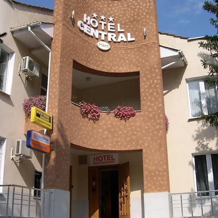 Central Hotel Сорока Екстериор снимка
