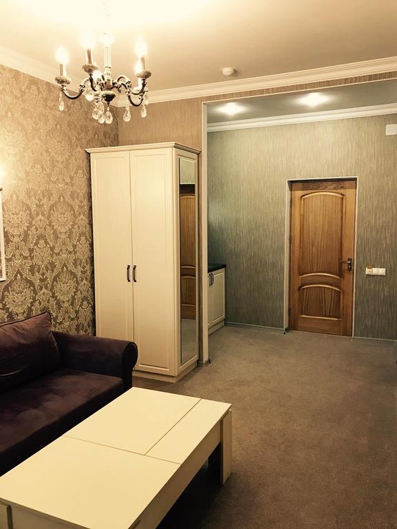 Central Hotel Сорока Екстериор снимка